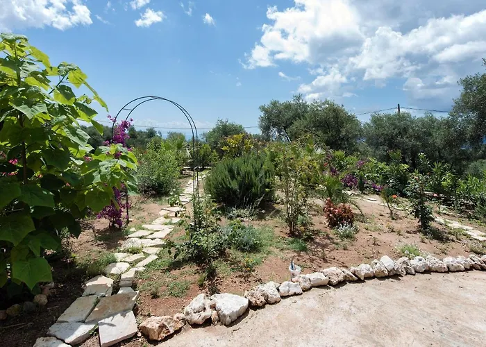 فيلة Terra Rossa By Konnect, Views To Ionian Sea Spartylas